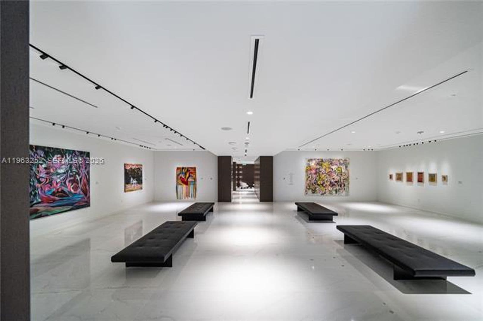 Miami Condo: 300 Biscayne Blvd Way cu-4404