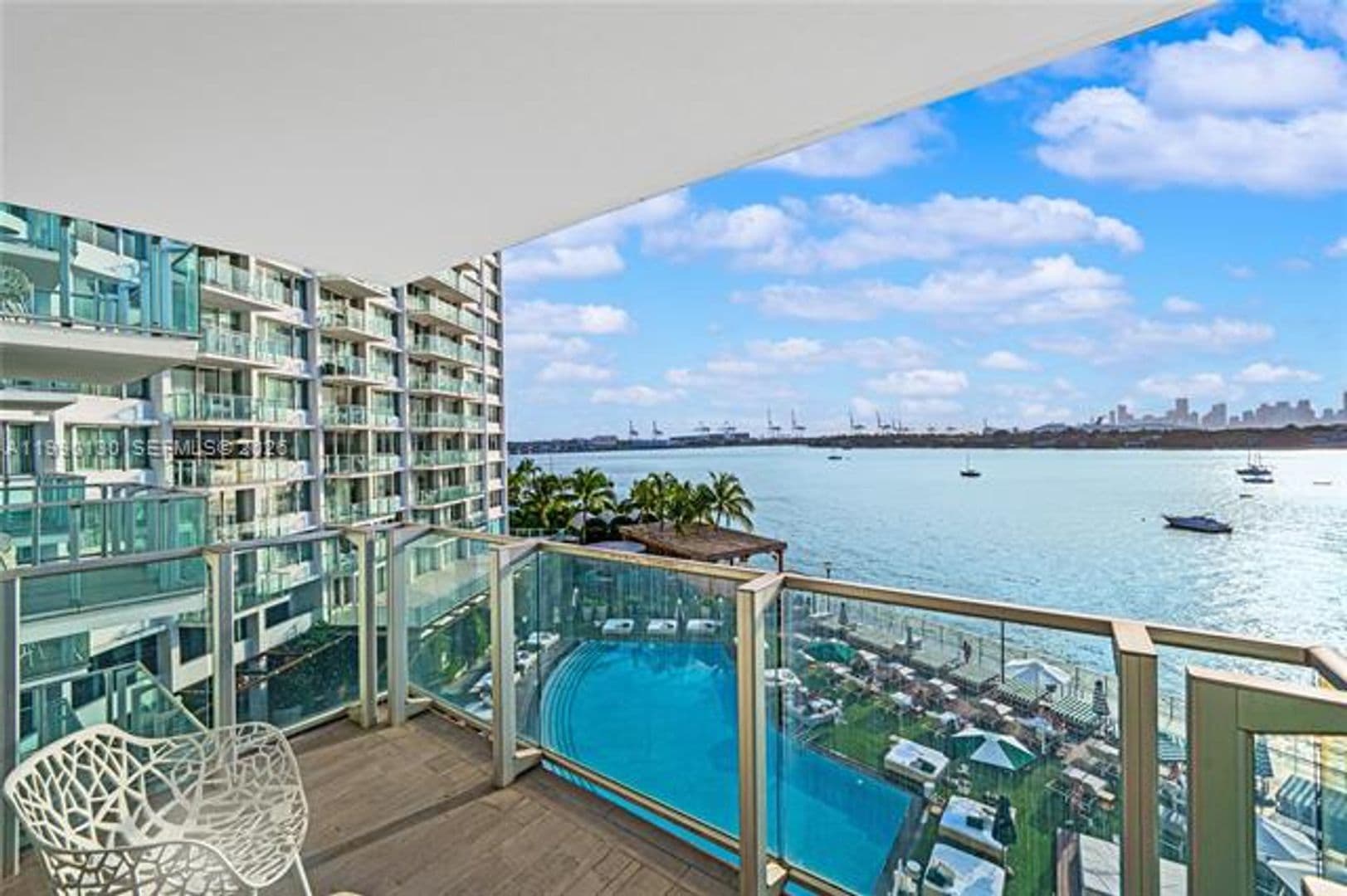 Miami Beach Condo: 1100 West Avenue cu-514