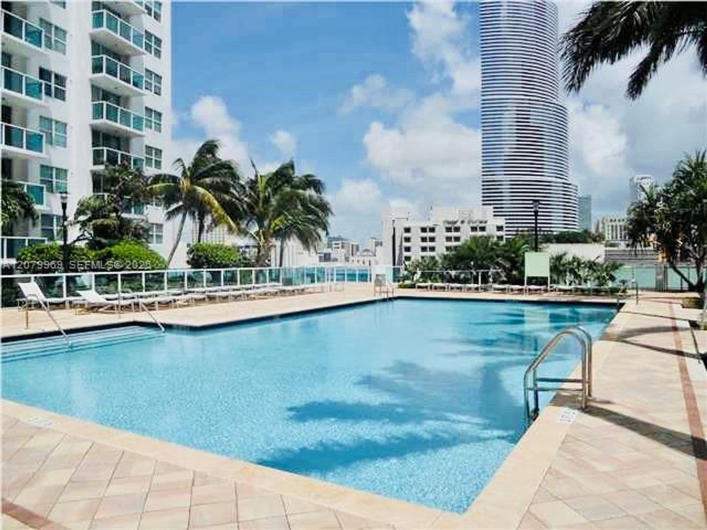 Miami Condo: 41 SE 5th St cu-1311