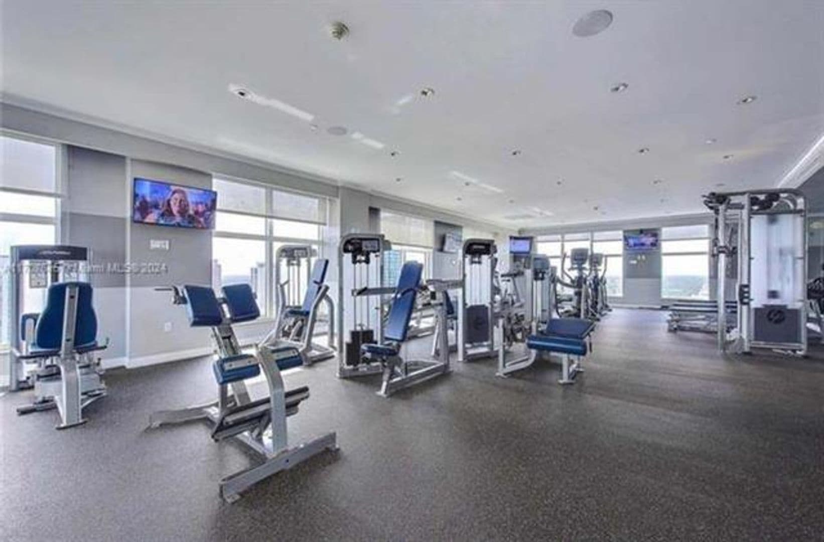 Fort Lauderdale Condo: 350 SE 2nd St cu-2630