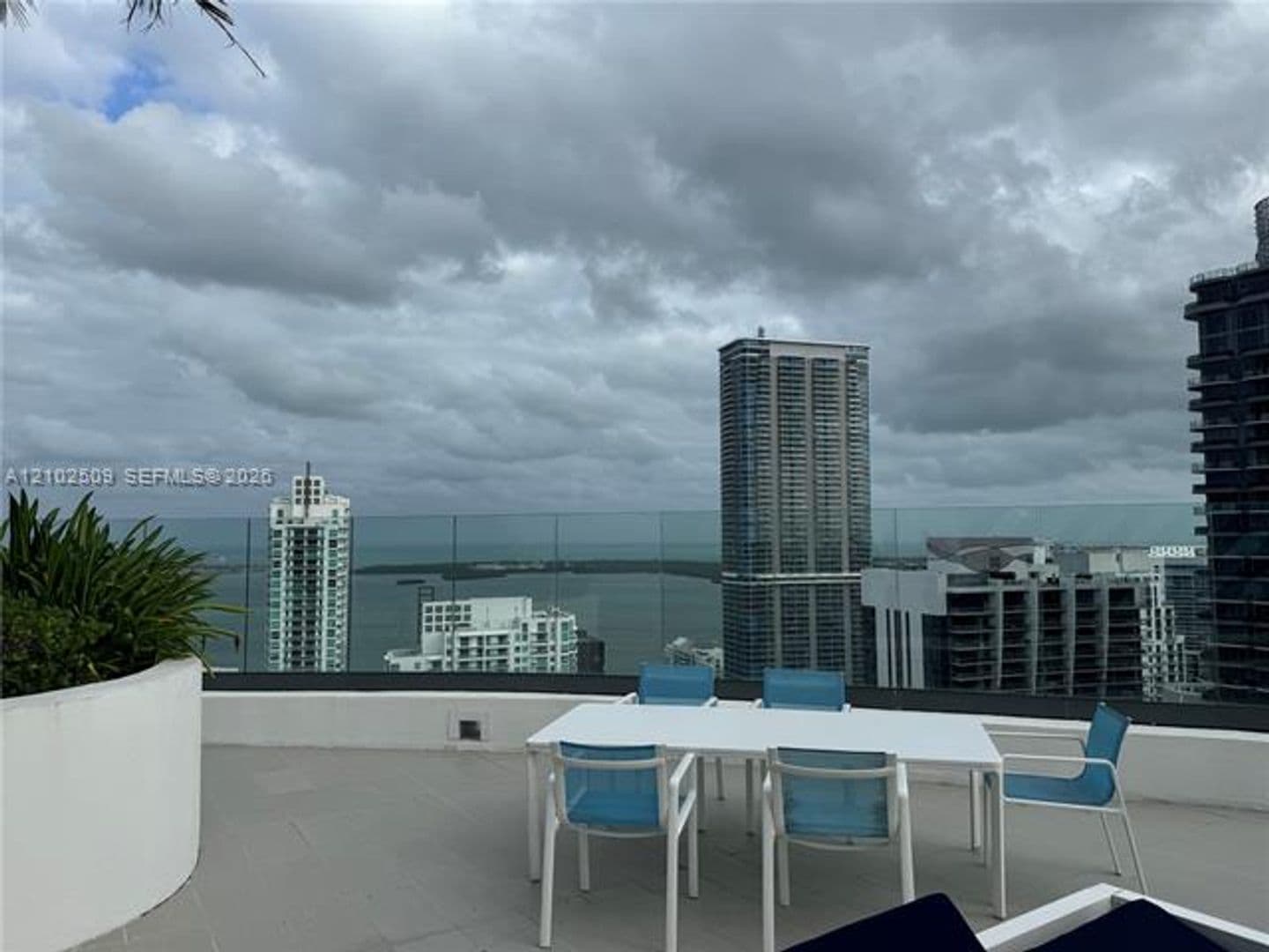 Miami Condo: 45 SW 9th St cu-3010