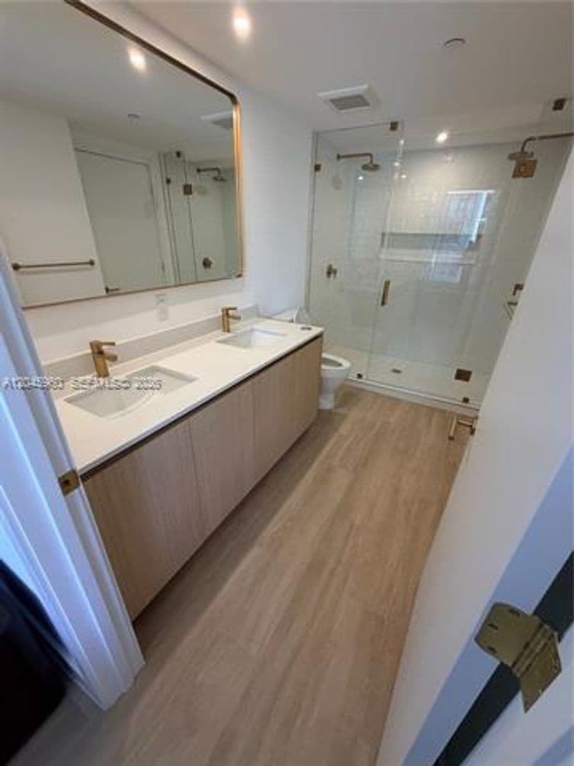 Miami Condo: 90 NE 32nd St cu-706