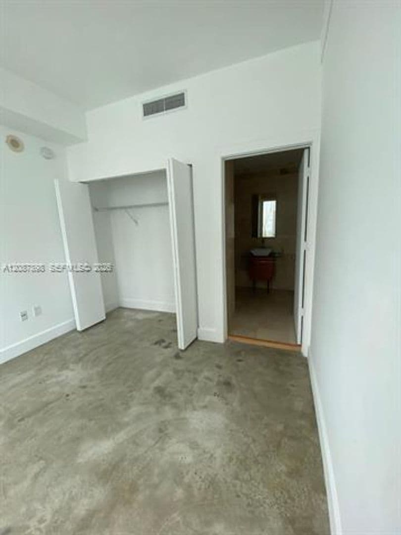 Miami Condo: 234 NE 3rd St cu-1701