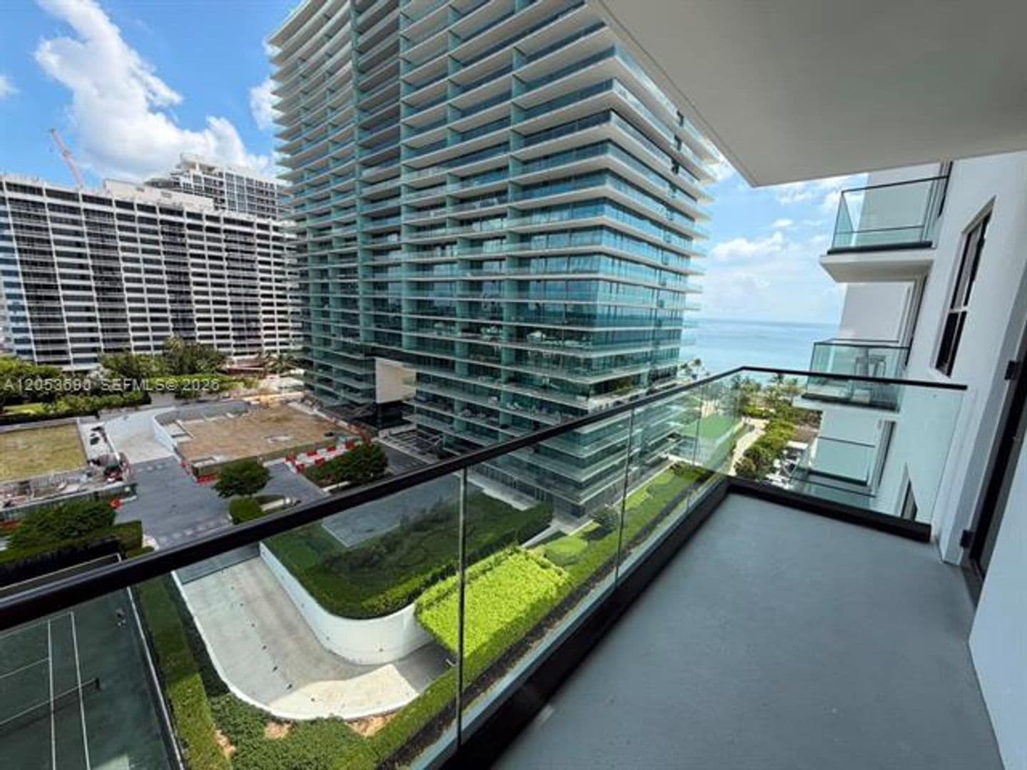 Bal Harbour Condo: 10185 Collins Ave cu-1103