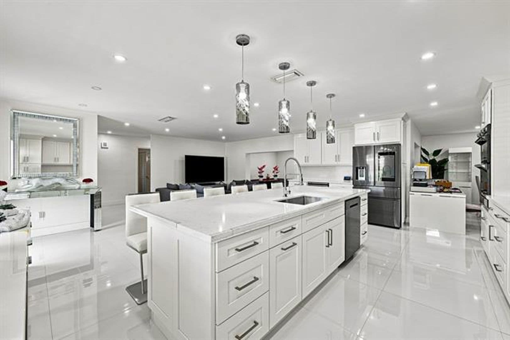 Miami House: 16820 SW 108th Ave # 16820