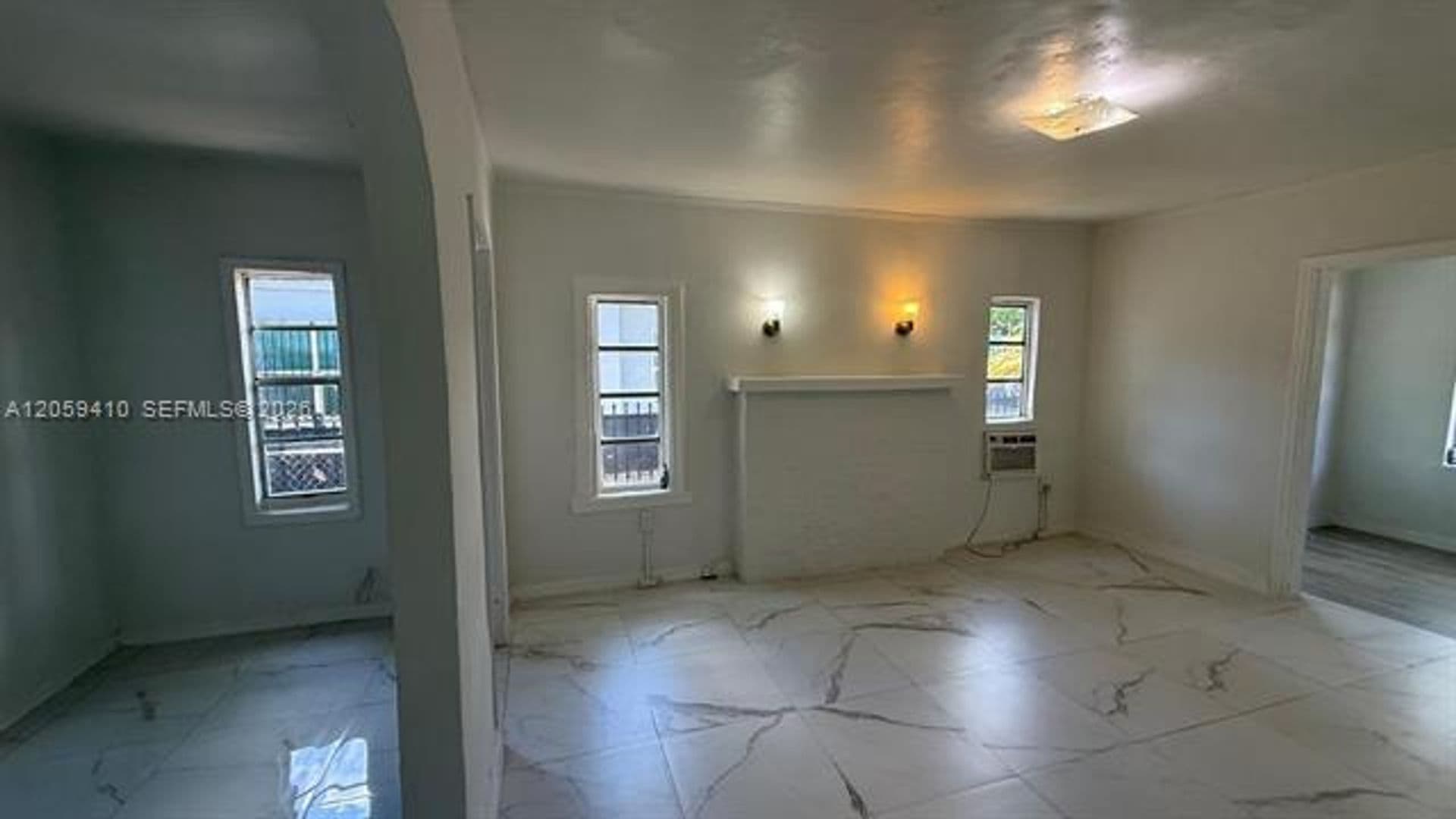Miami House: 836 NW 29th Ter # 836