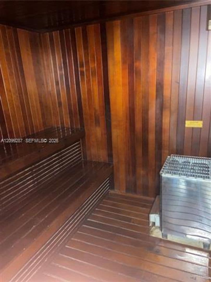 Miami Condo: 234 NE 3rd St cu-2202