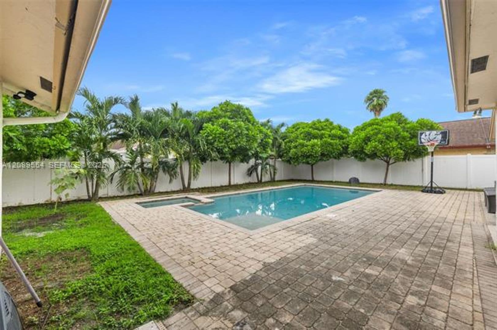Plantation House: 7700 NW 11th Pl # 7700