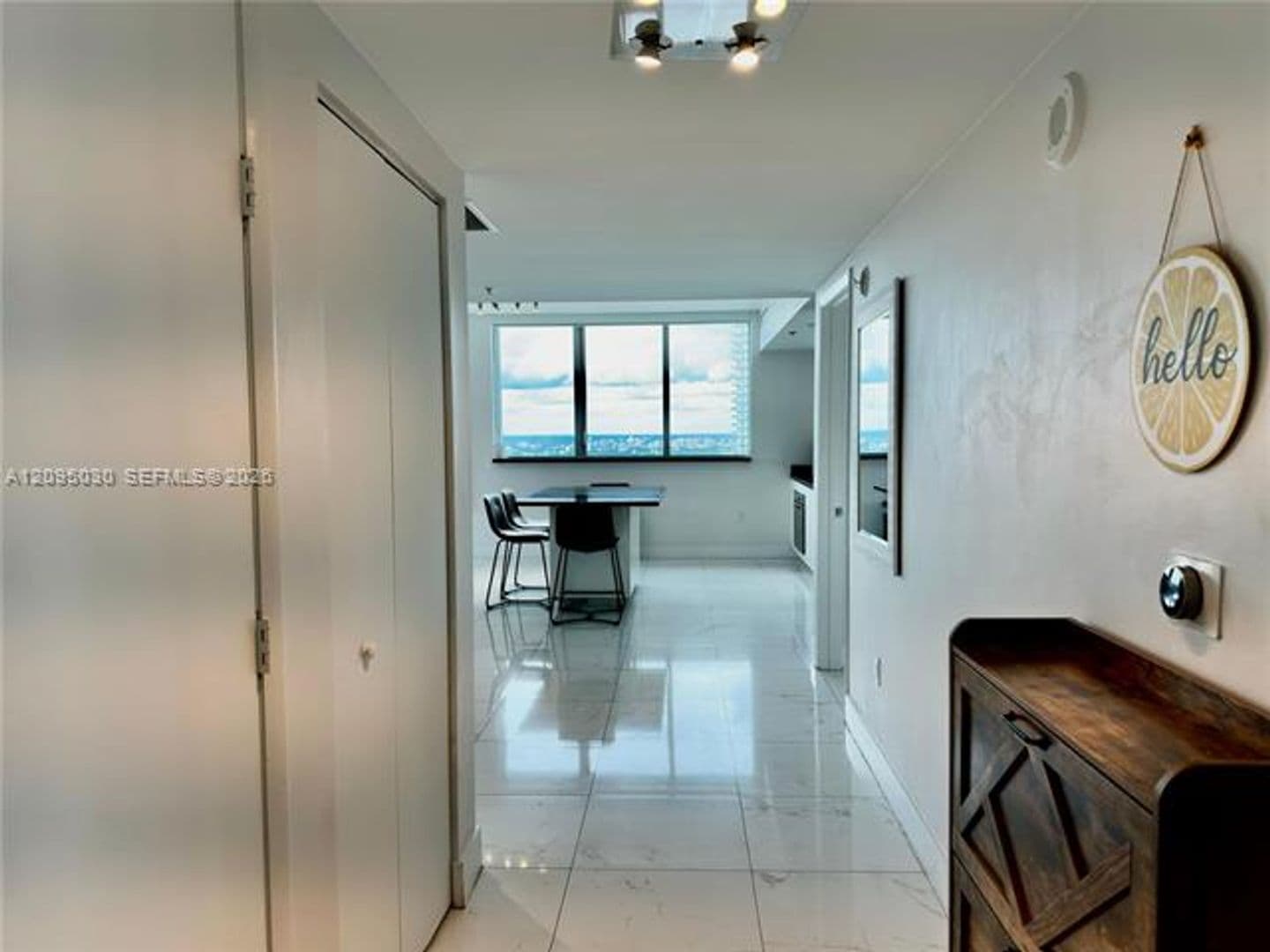 Miami Condo: 92 SW 3rd St cu-4905