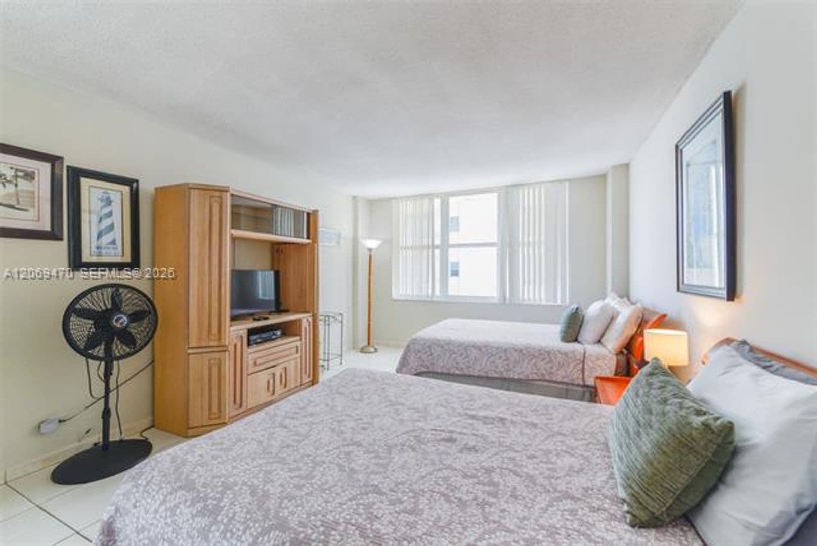 Miami Beach Condo: 5601 Collins Ave cu-512