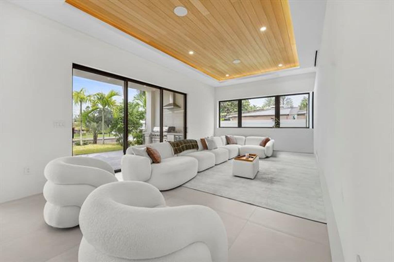 Fort Lauderdale House: 1317 Tangelo Isle # 1317