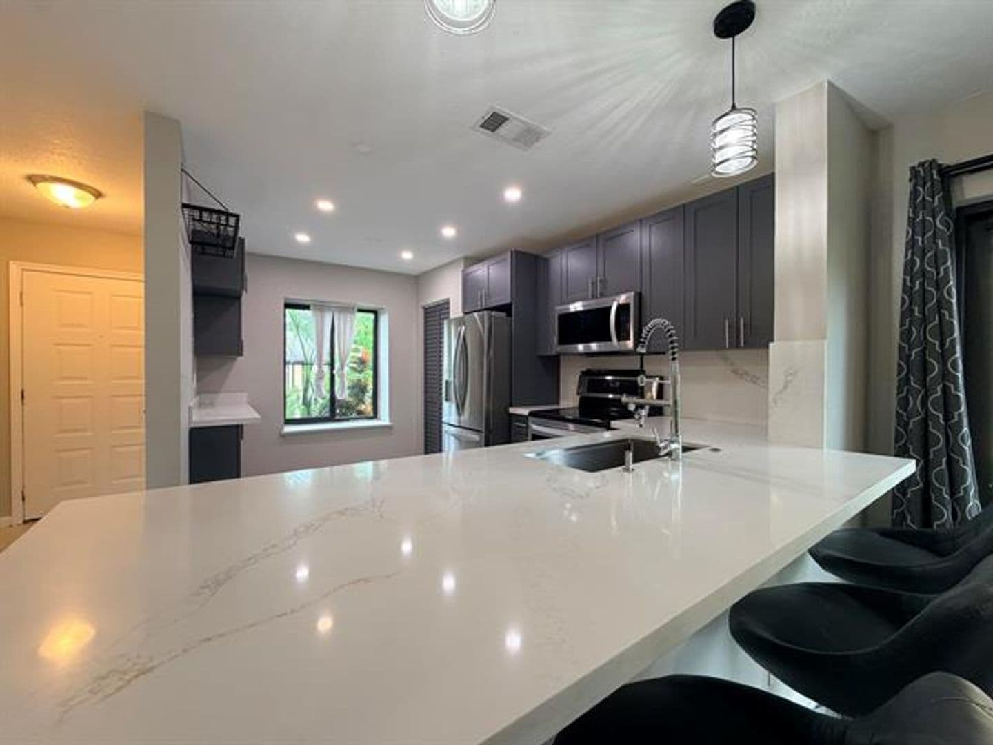 Sunrise House: 9346 NW 49th Pl th 9346
