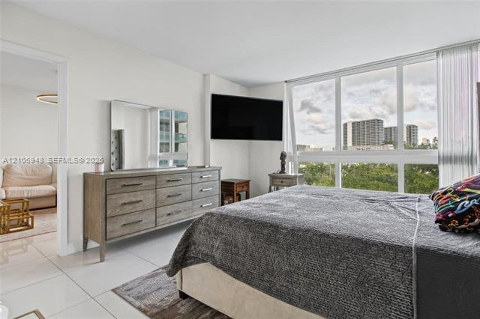 Miami Condo: 1861 NW S River Dr cu-1010