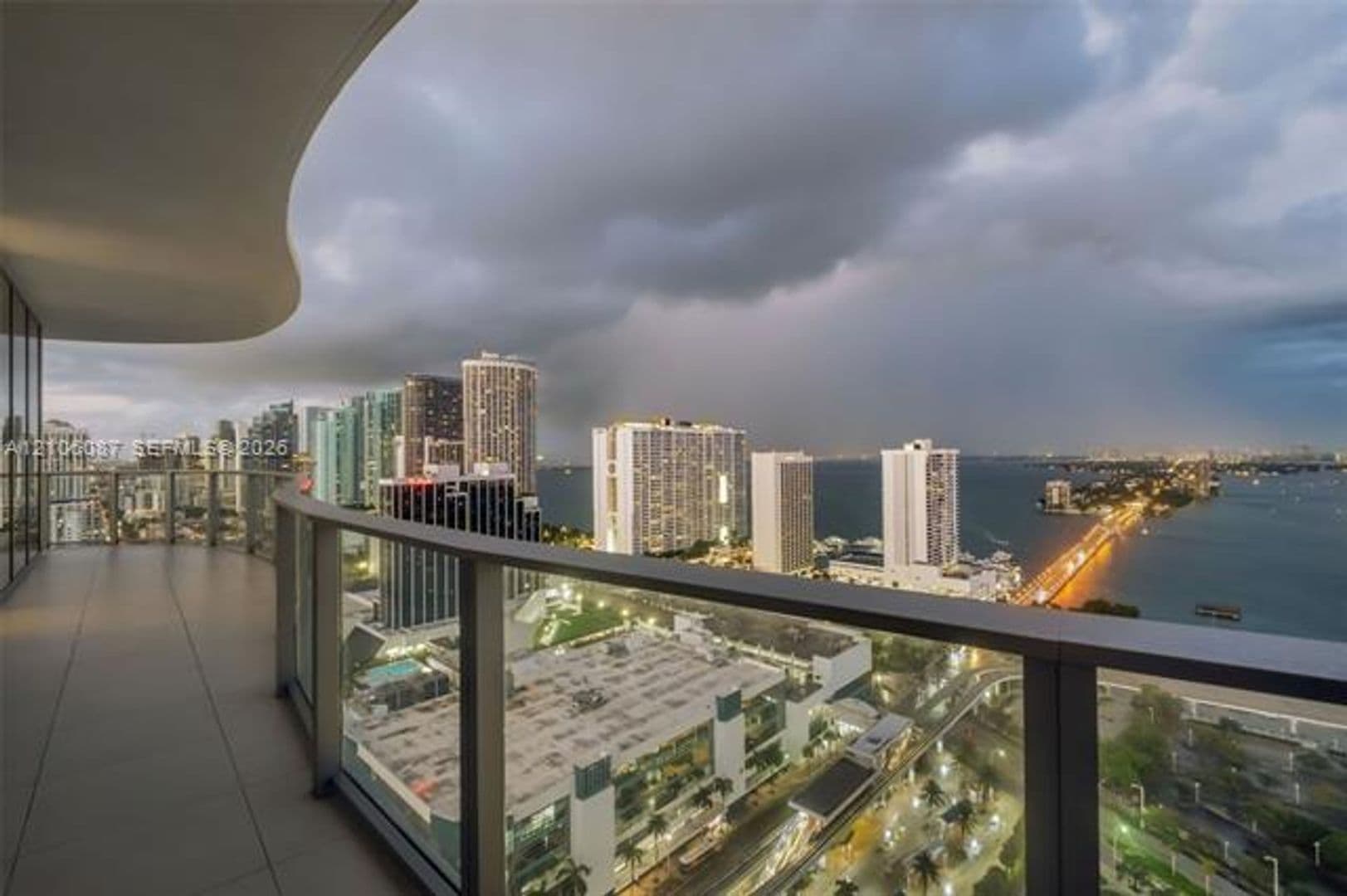 Miami Condo: 1400 Biscayne Blvd cu-2906