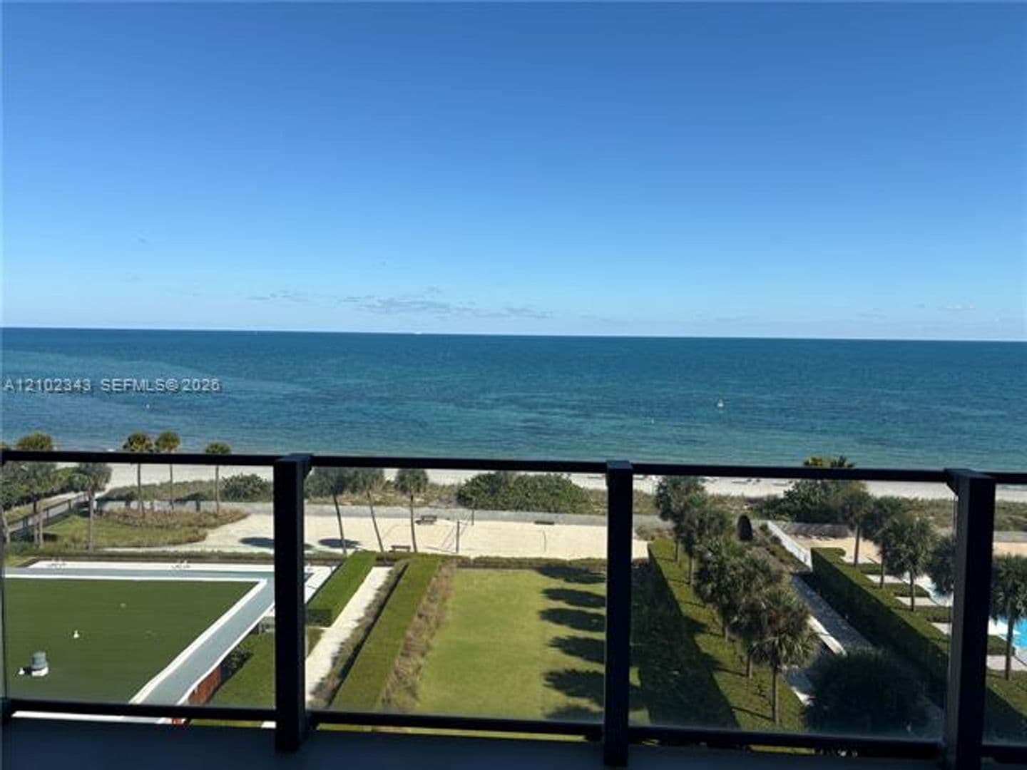 Key Biscayne Condo: 350 Ocean Dr cu-704N