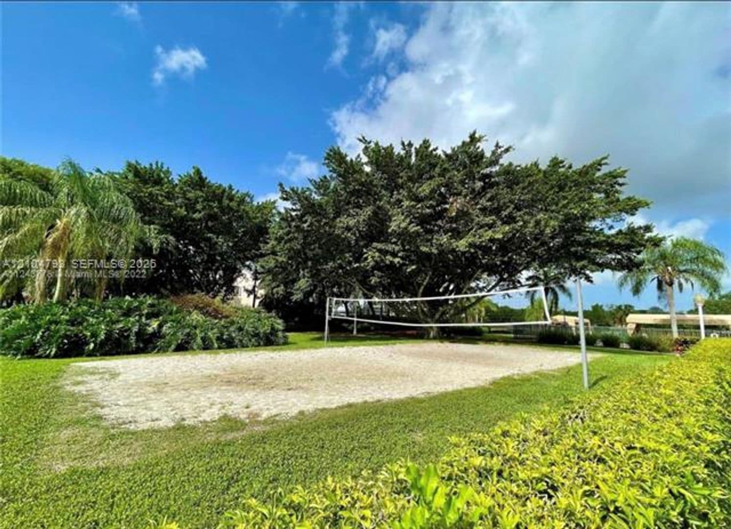 Weston House: 816 Sand Creek Cir # 0