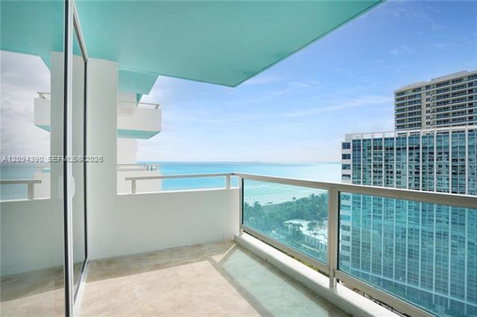 Miami Beach House: 5101 Collins Ave cu-11J