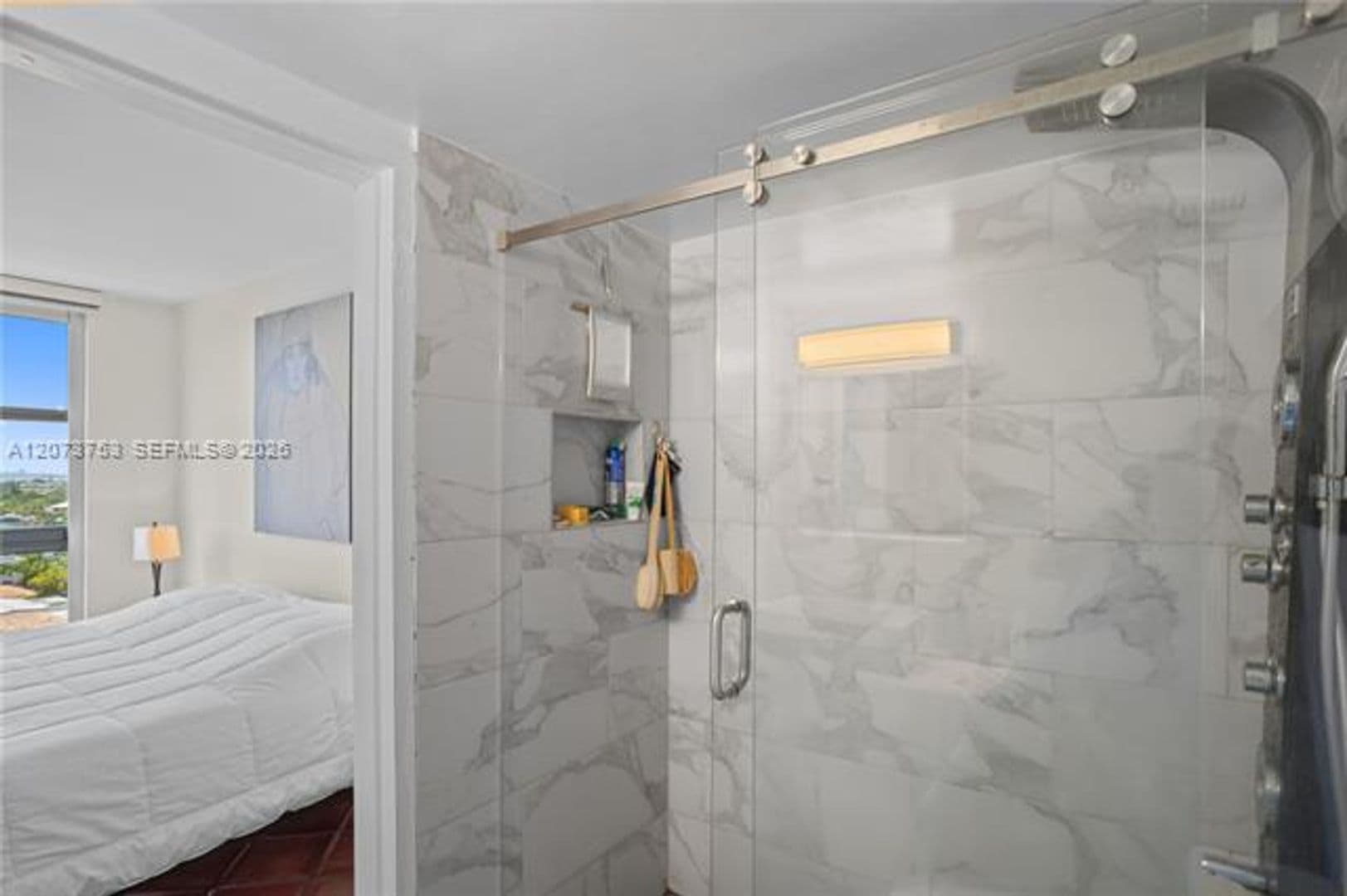 North Miami Condo: 2350 NE 135th St cu-1204