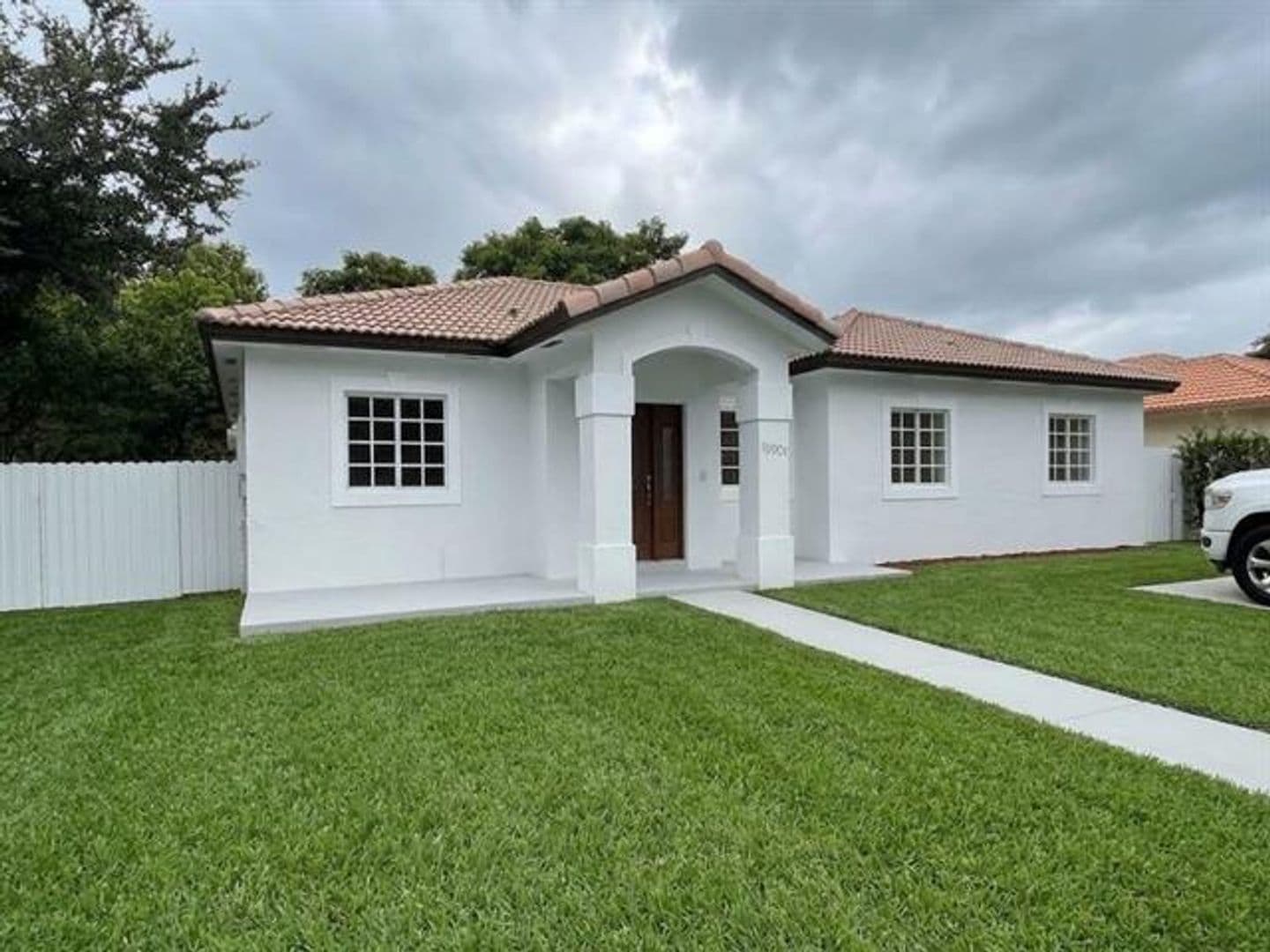 Miami Lakes House: 16307 NW 91st Ave # 16307
