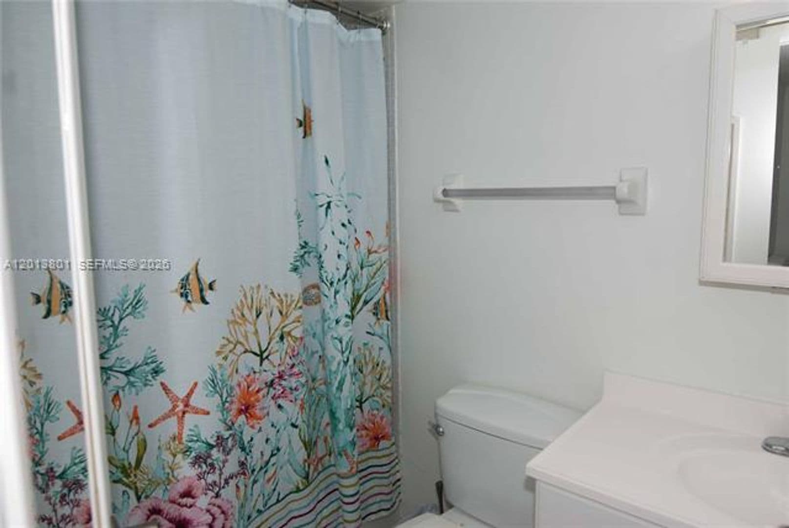 Key Biscayne Condo: 210 Sea View Dr cu-405