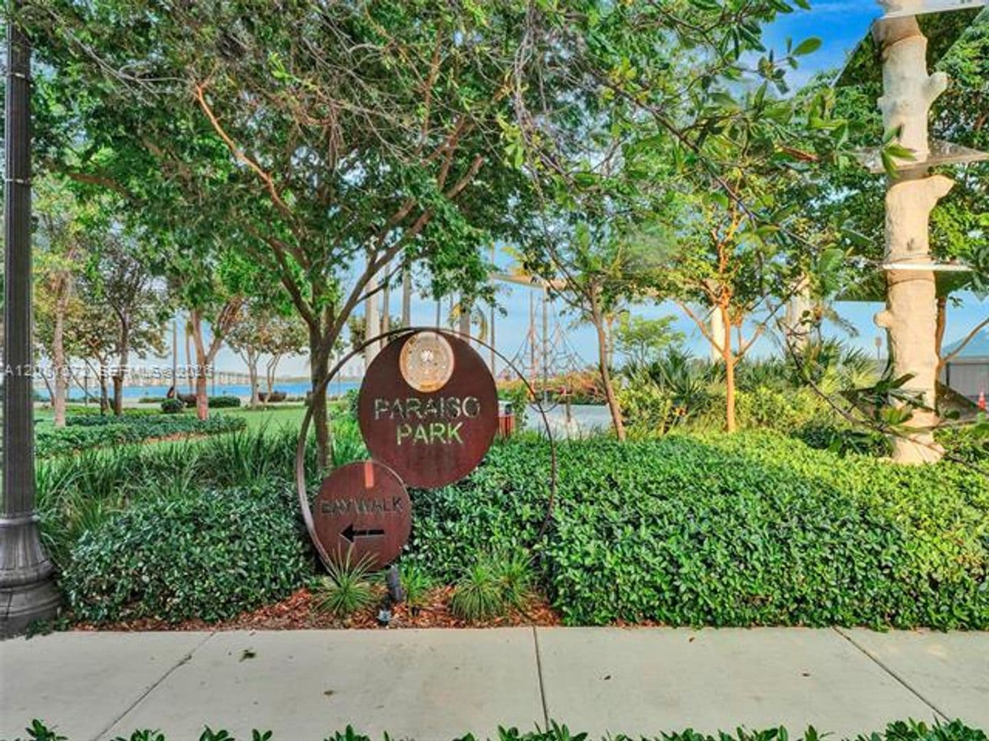 Miami Condo: 650 NE 32nd St cu-3901