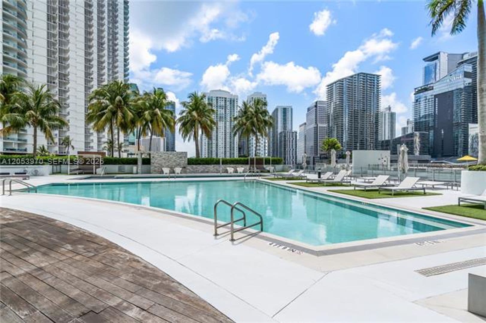 Miami Condo: 90 SW 3rd St cu-4403