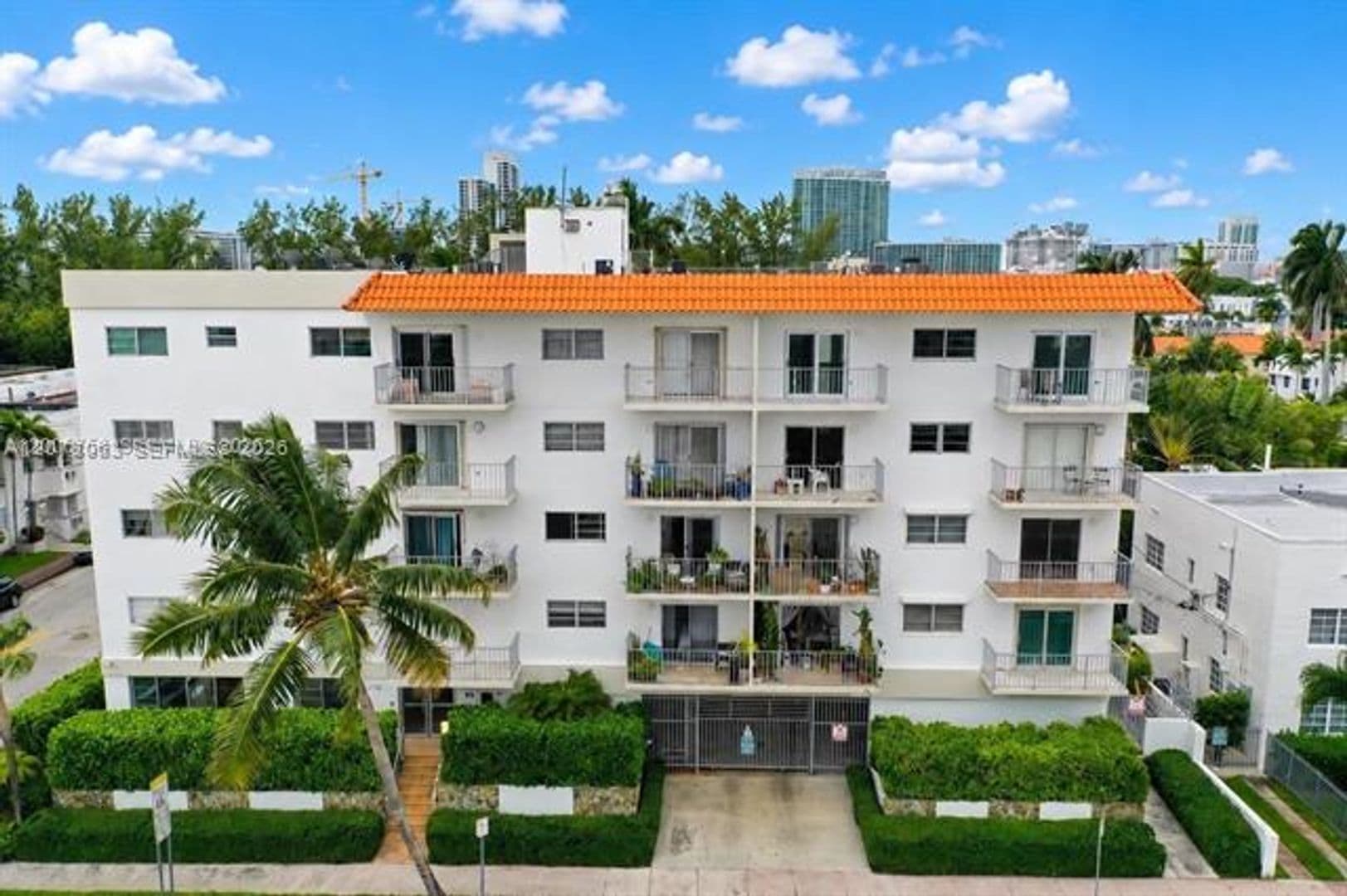 Miami Beach Condo: 1428 Euclid Ave cu-207