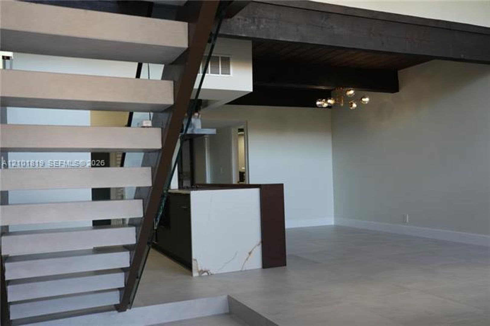 Plantation Townhome: 701 E Coco Plum Cir th 8