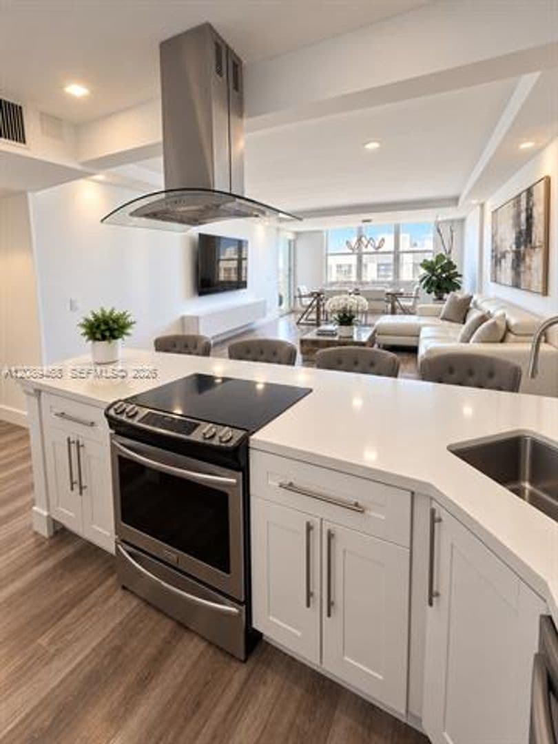 Fort Lauderdale Condo: 3015 N Ocean Blvd cu-18B