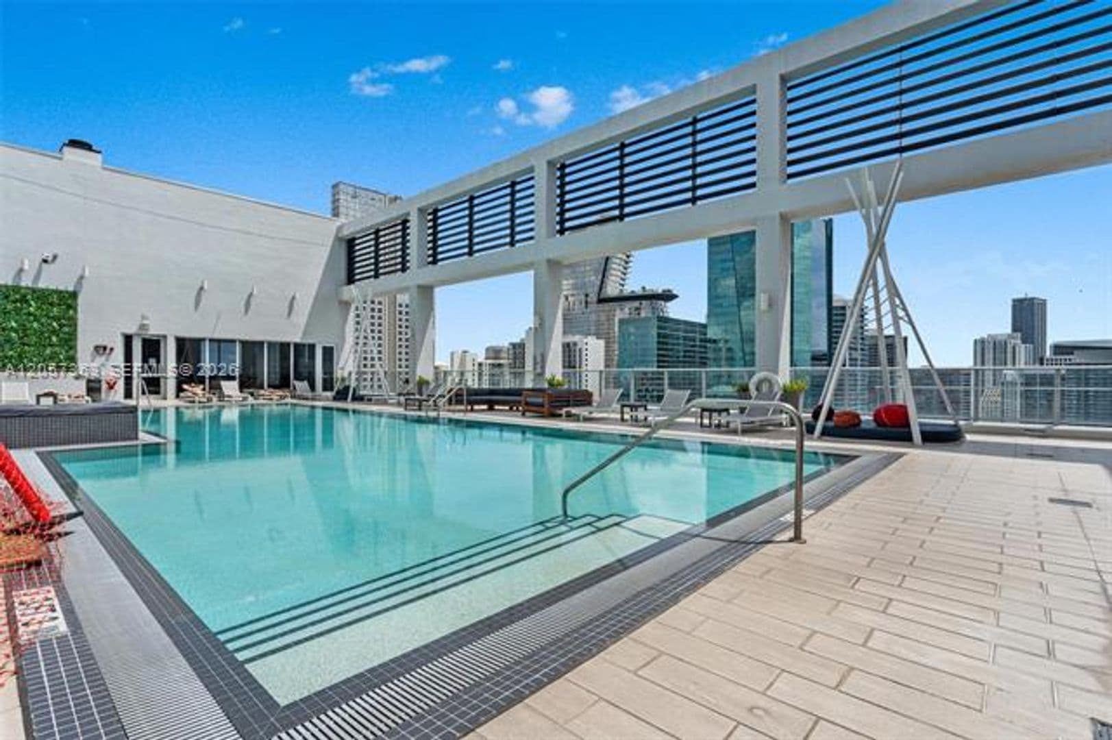 Miami Condo: 151 SE 1st St cu-2102