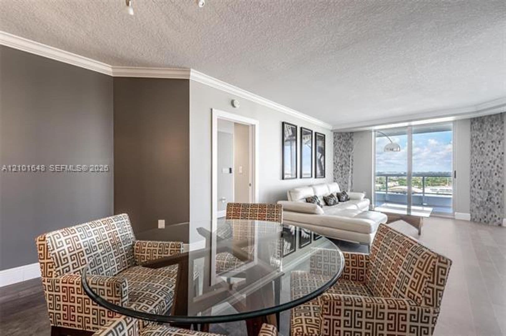 Fort Lauderdale Condo: 401 SW 4th Ave cu-1407