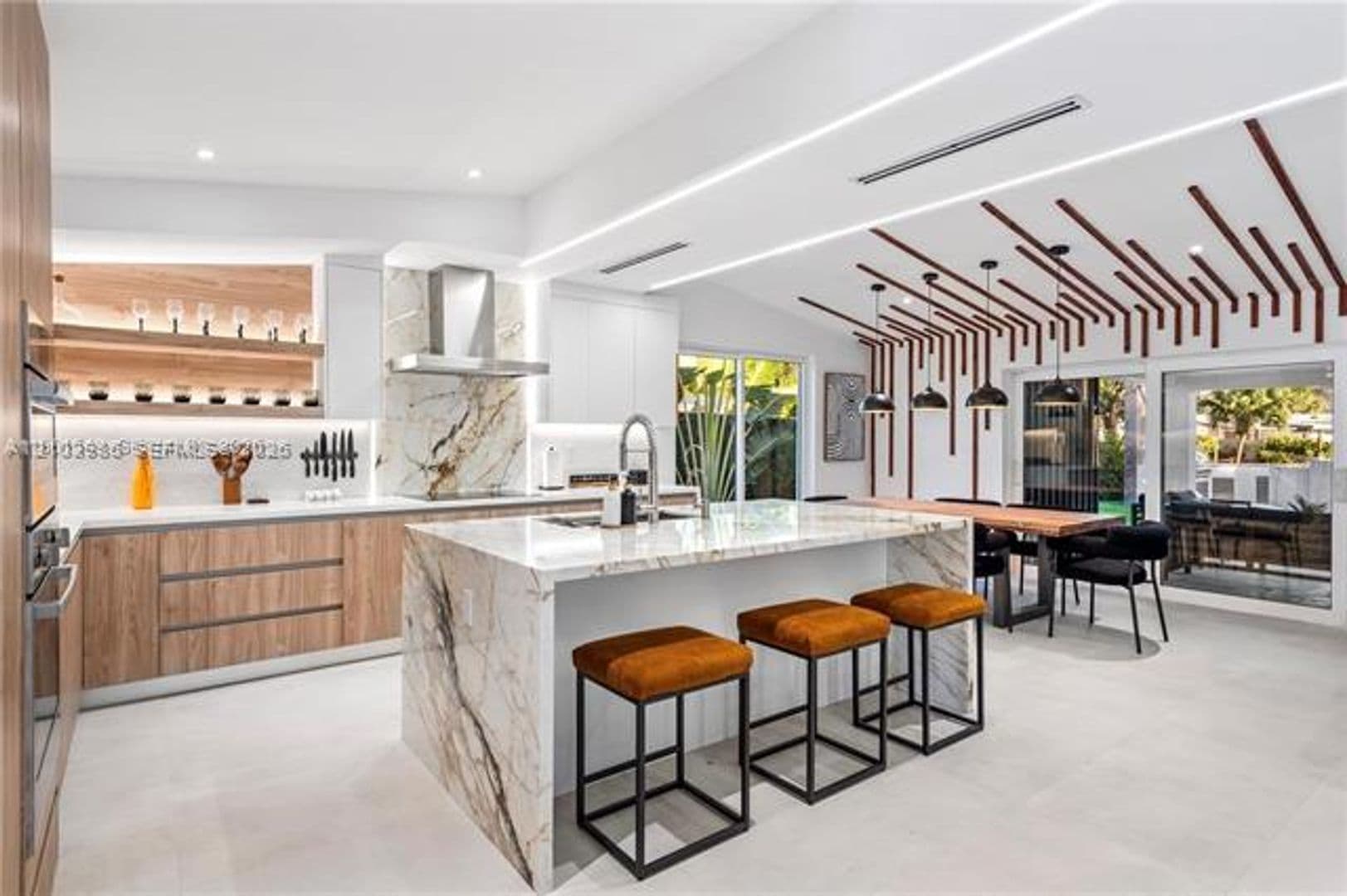 Fort Lauderdale House: 2406 Nassau Ln # 2406