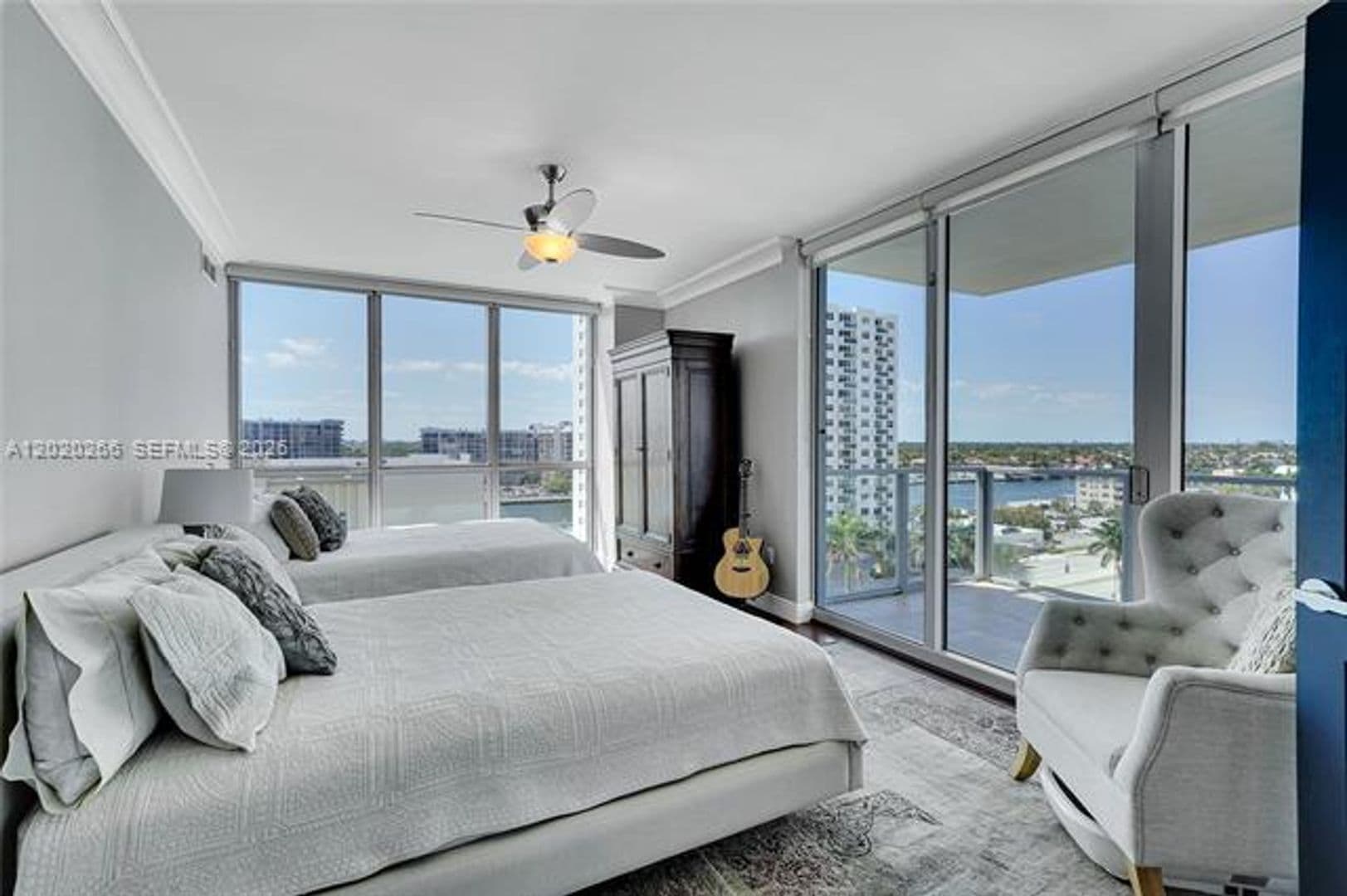 Hollywood Condo: 3101 S Ocean Dr cu-701