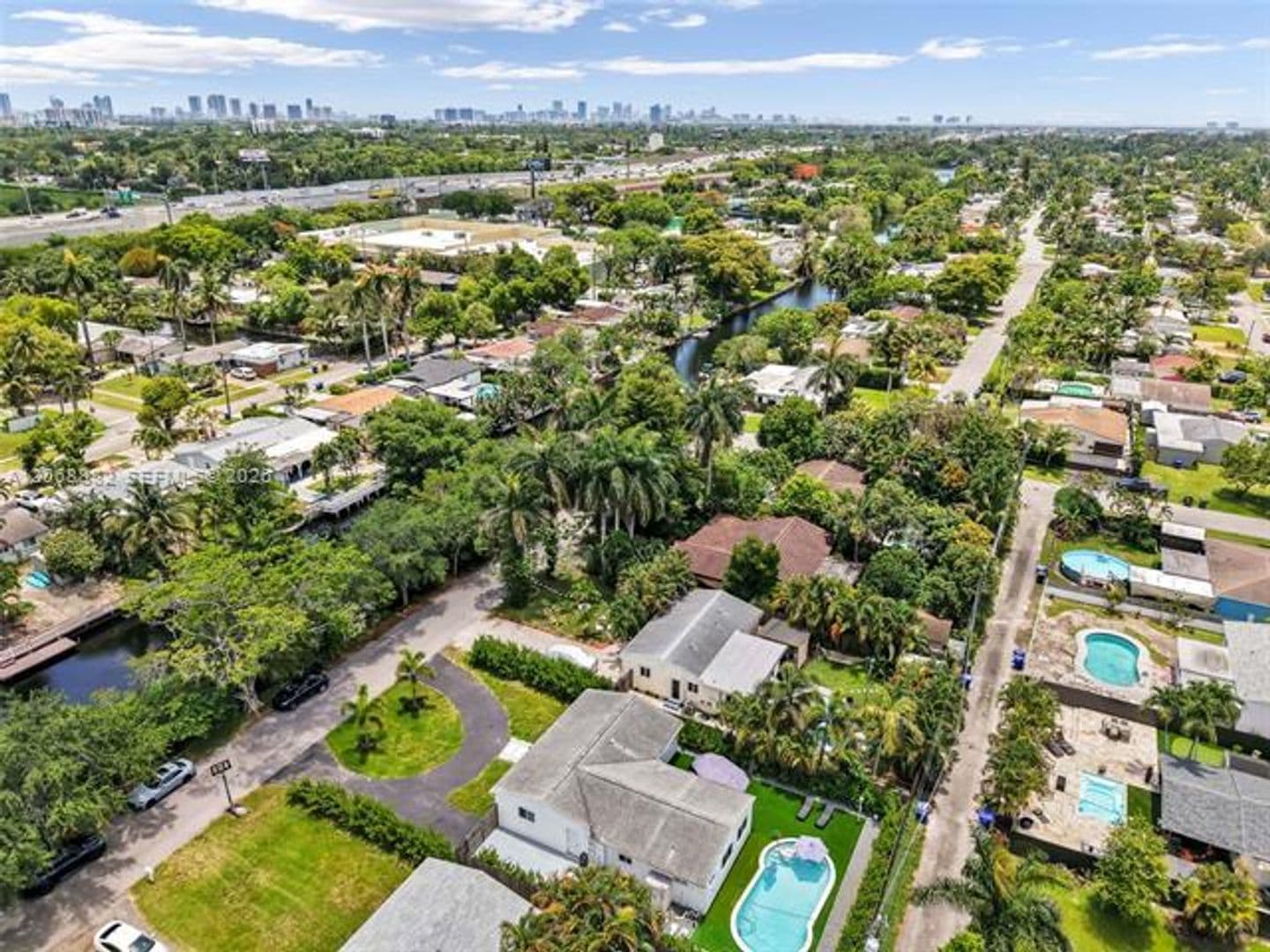 Hollywood House: 1116 N 31st Ave # 1116