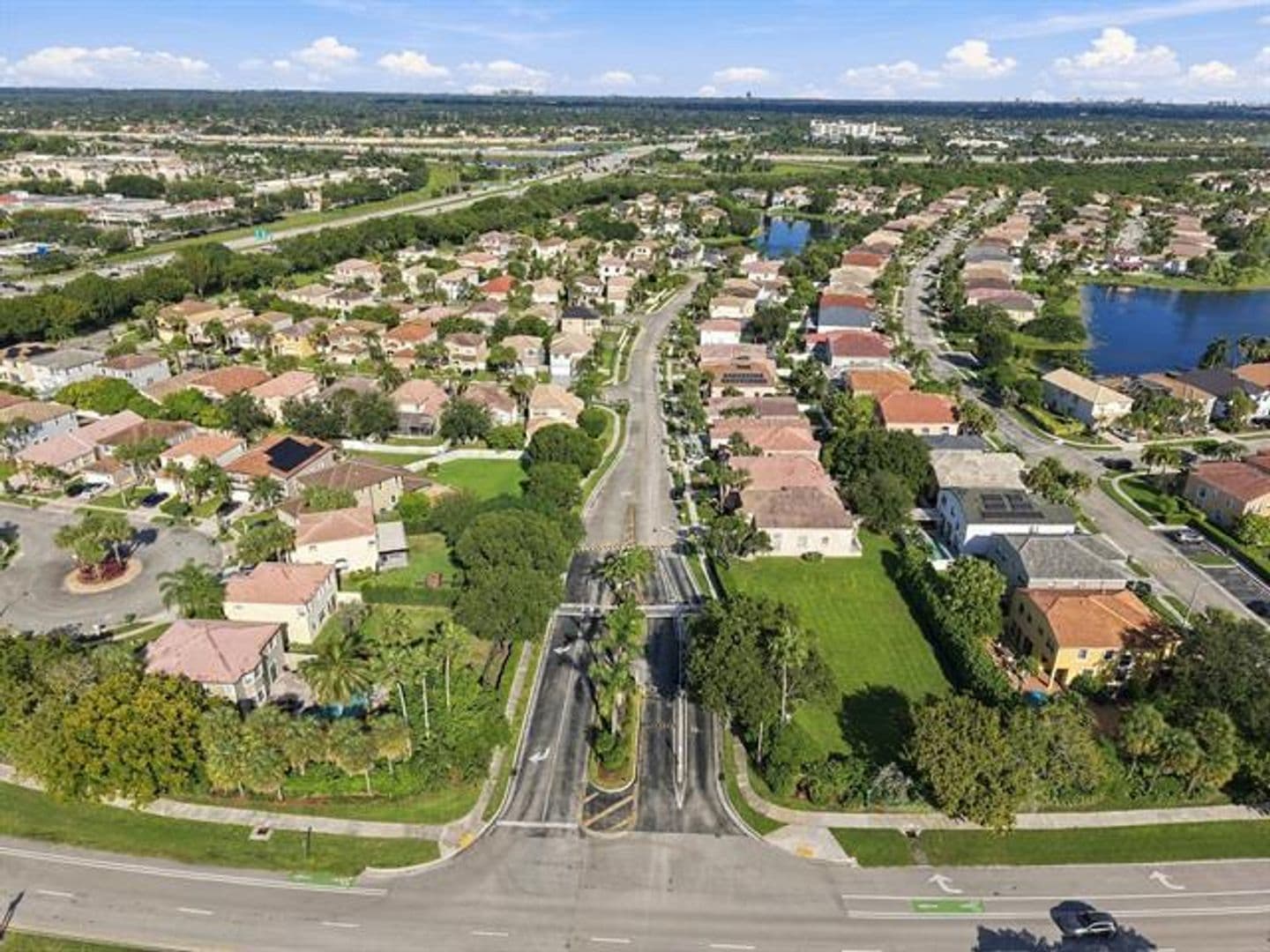 Pembroke Pines House: 2271 NW 159th Ave # 2271