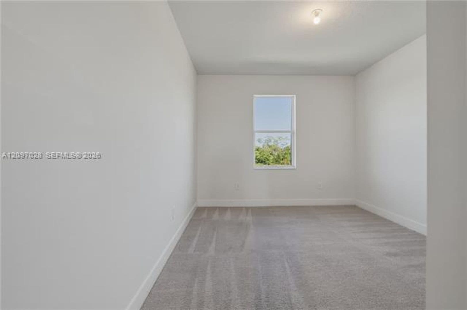 Davie House: 4372 SW 122nd Ter # 4372