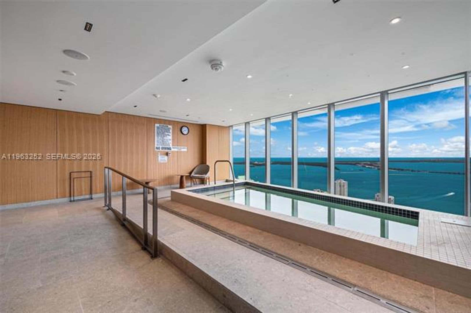 Miami Condo: 300 Biscayne Blvd Way cu-4404