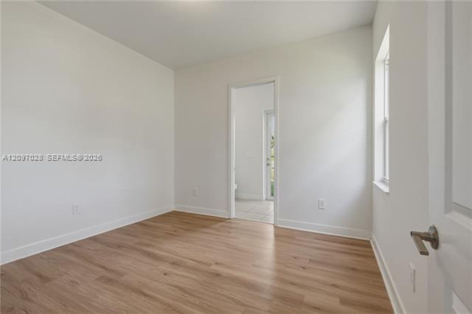 Davie House: 4372 SW 122nd Ter # 4372