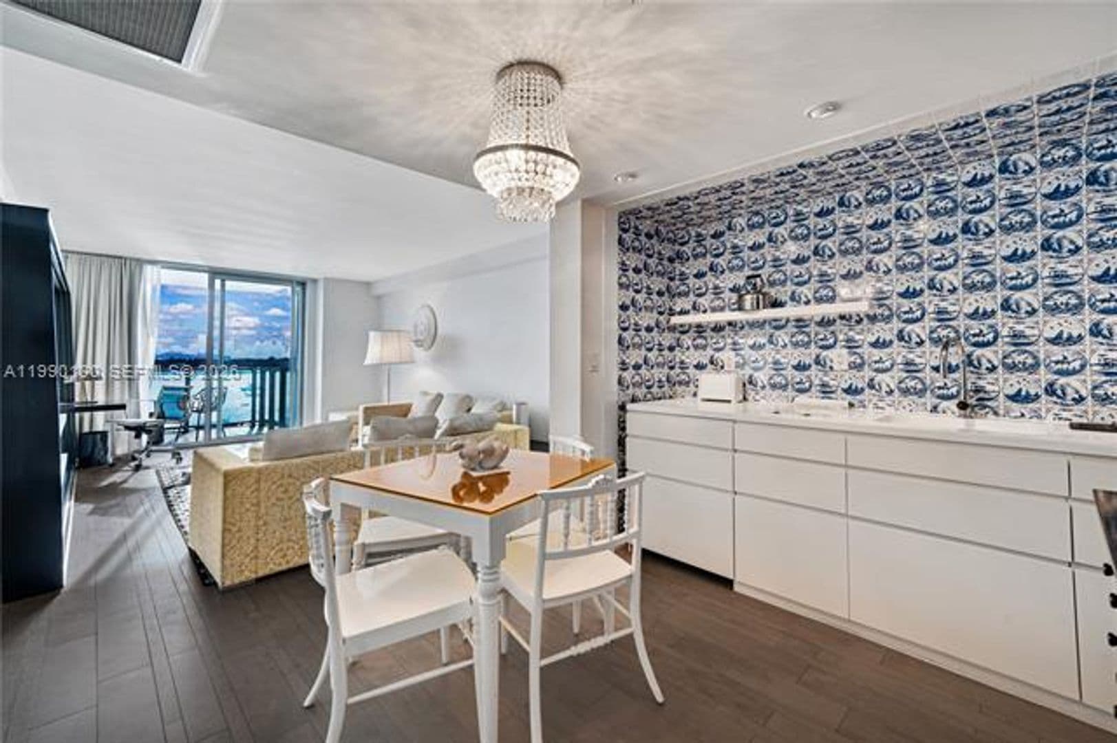Miami Beach Condo: 1100 West Avenue cu-514