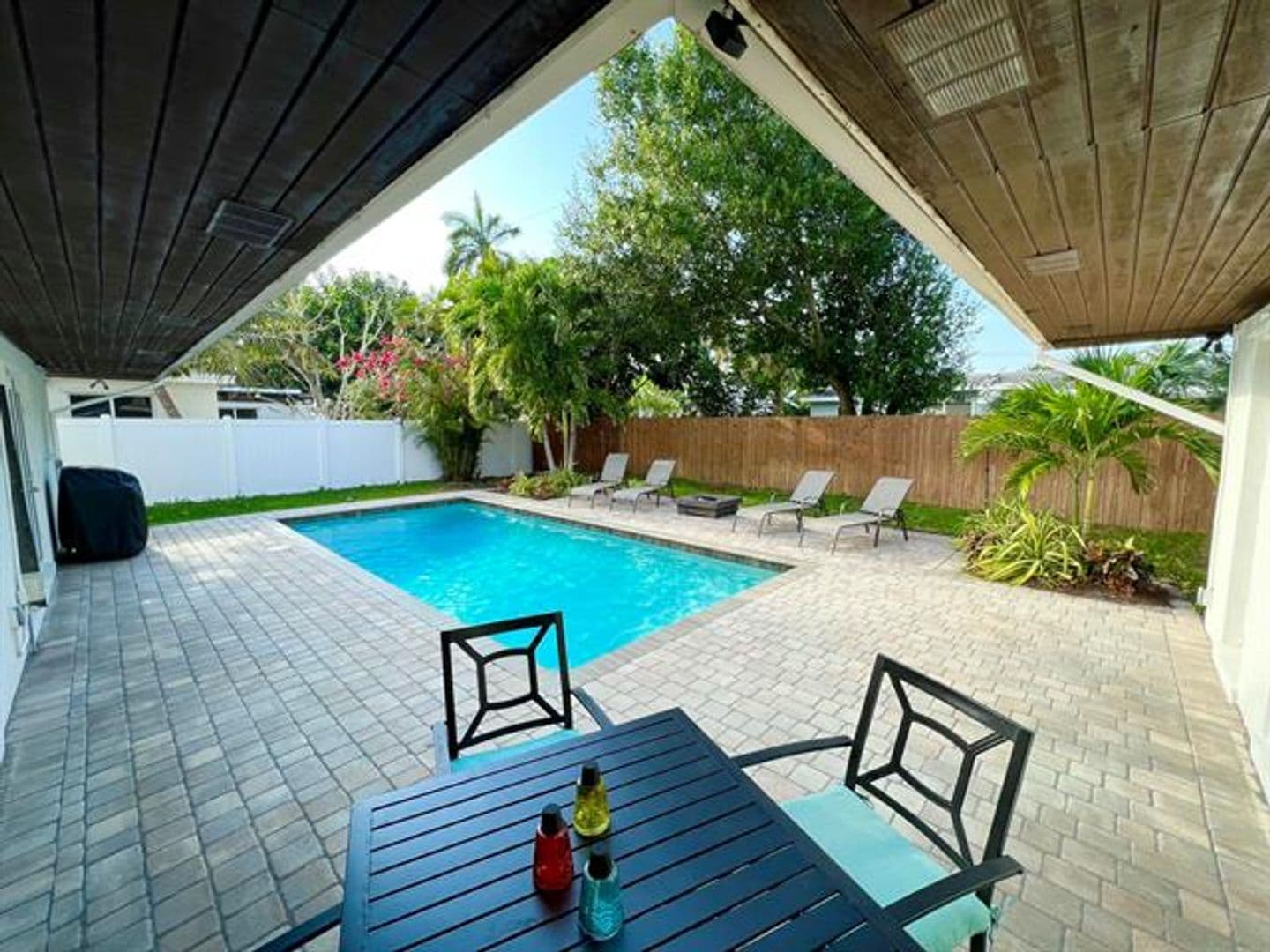 Fort Lauderdale House: 3251 SW 23rd Ct # 3251