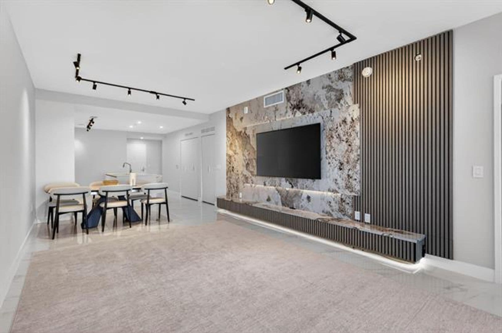 Miami Condo: 700 NE 24th St cu-2006