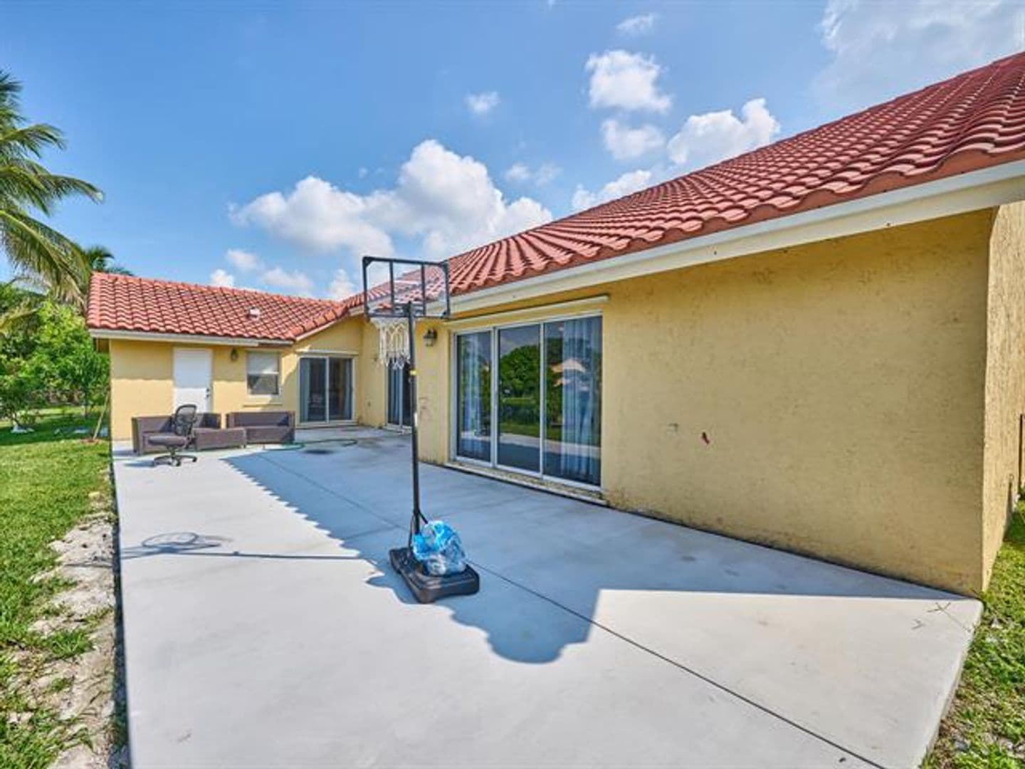 Pembroke Pines House: 786 NW 164th Ave # 786