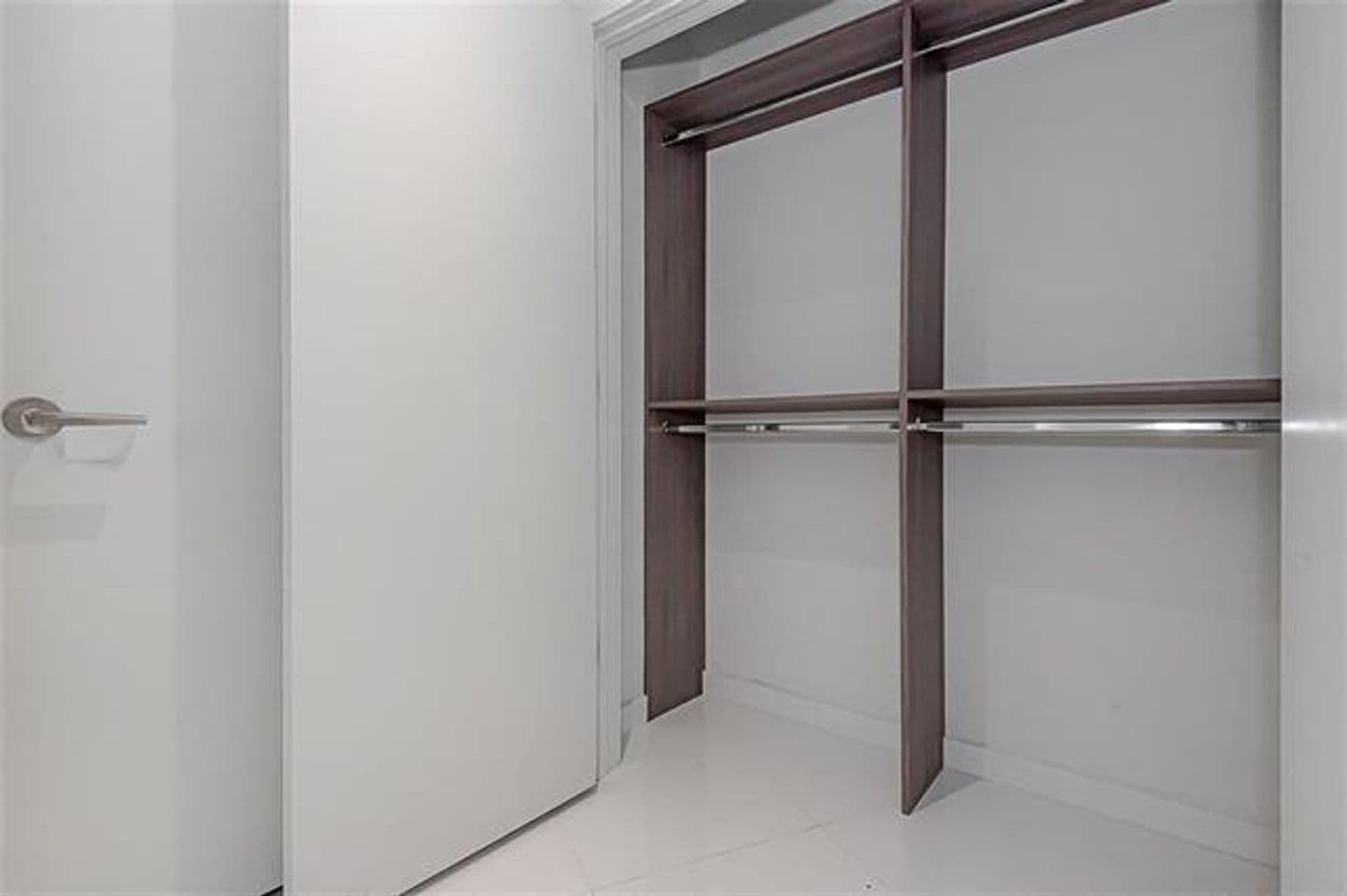 Miami Condo: 851 NE 1st Ave cu-2402