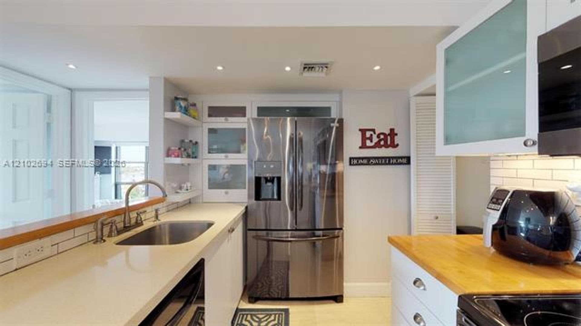 Key Biscayne Condo: 77 Crandon Blvd cu-8D