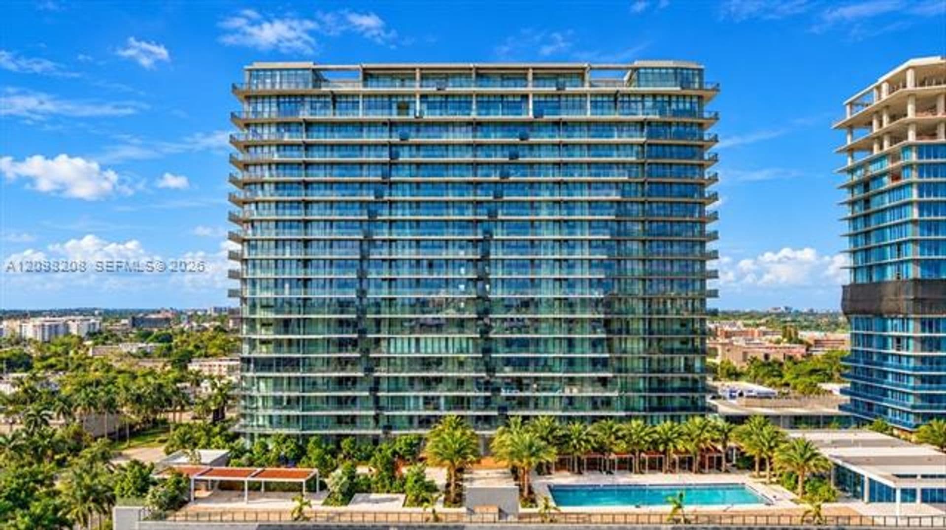 Hallandale Beach Condo: 1170 E Hallandale cu-2109