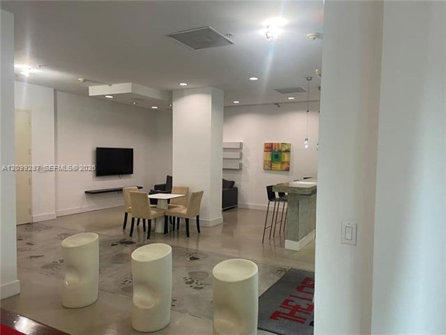 Miami Condo: 234 NE 3rd St cu-2202