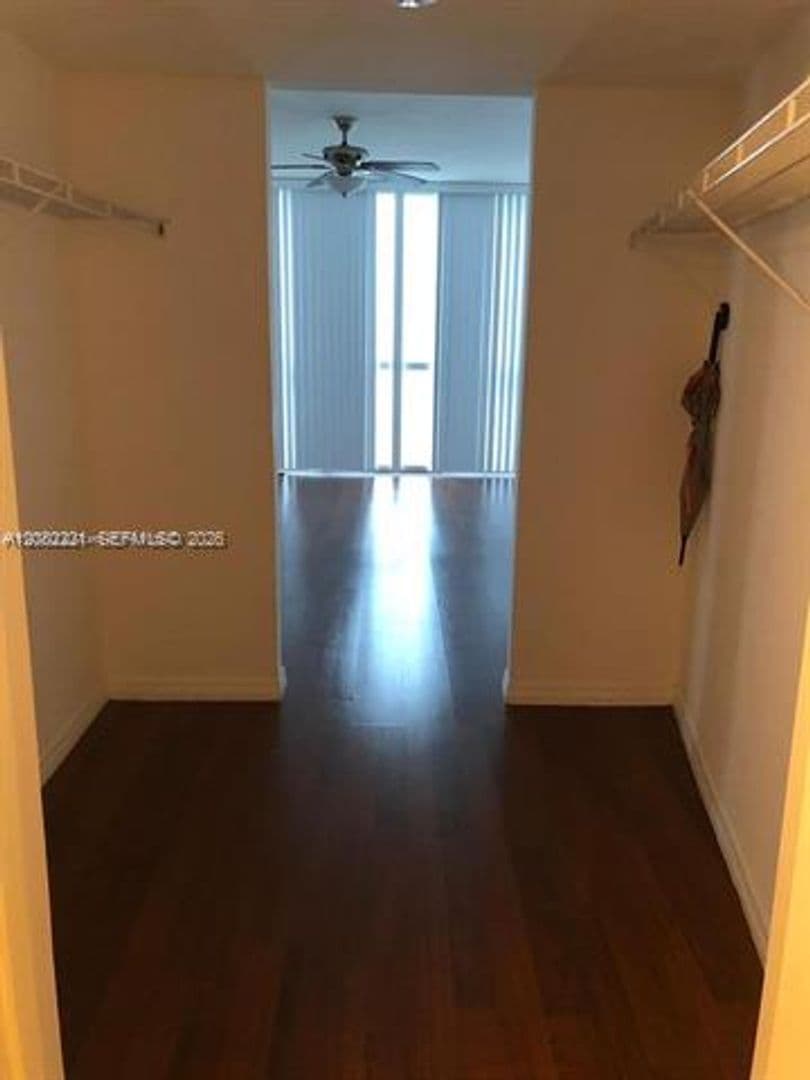 Miami Condo: 1750 N Bayshore Dr cu-3015