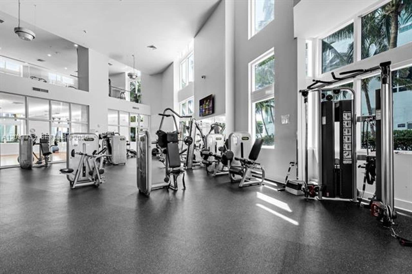 Miami Condo: 1900 N Bayshore Dr cu-5103