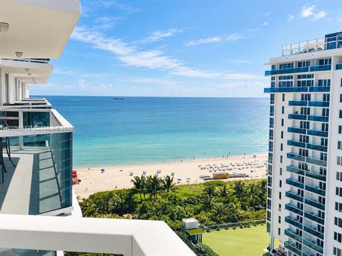 Miami Beach Condo: 2401 Collins Ave cu-1807