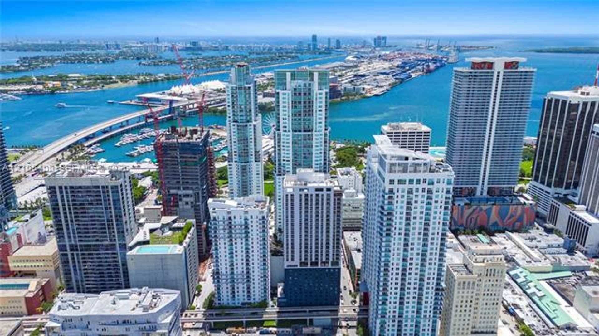 Miami Condo: 244 Biscayne Blvd cu-4308